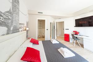 Eleonore Elegant Rooms img16