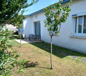 Maisons de vacances Maison ensoleille et reposante : Maison de Vacances