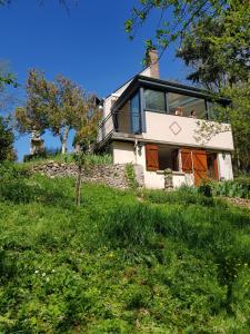 Maison de campagne à Conie-Molitard (1h30 de Paris)