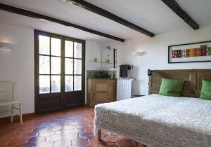 Villas Un Petit Coin de Paradis Provence : photos des chambres