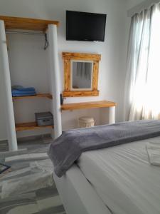 Georges Home Platy Gyalos