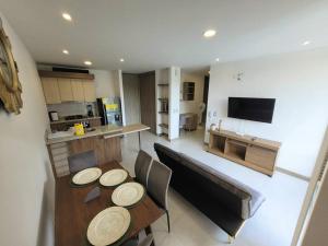 Cali piso 4-06 Pance Apartamento Moderno Sector Exclusivo