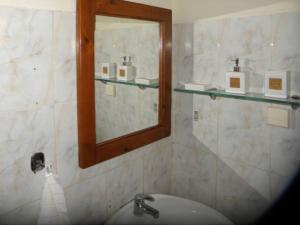 56s.m comftorable studio,airport area