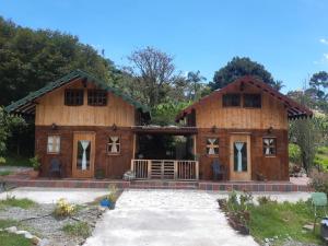 Finca Maracuba Cabañas Limón, Manzana y Níspero