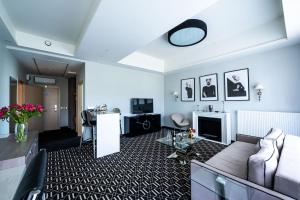 One-Bedroom Apartment room in Hotel Atelia