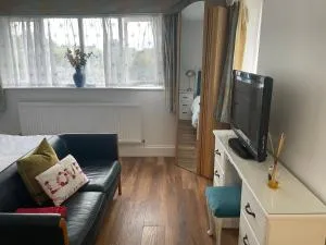 La Mignonne Aketoise - 旺斯福德