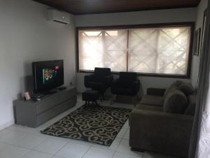 Casa L2 em condomínio fechado frente a praia Maresias