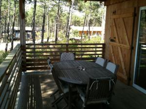 Maisons de vacances Maison bois dans la foret de Carcans-plage : photos des chambres