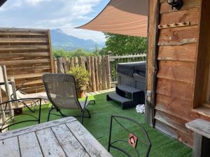 Chalets La Cabane a l'Oree des Bornes : photos des chambres