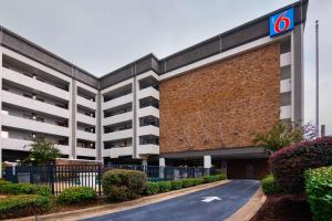 Motel 6-Columbus, GA - Downtown