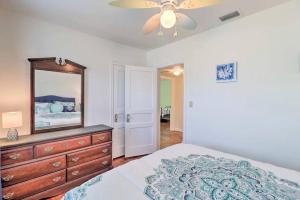 Pool home sleeps 6 with large fenced yard