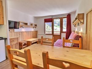 Confortable 2 Pièces, Skis aux Pieds, 4 Pers, Balcon Ouest - FR-1-182A-38