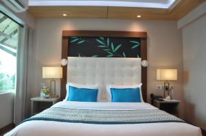 Acuatico Beach Resort & Hotel Inc.