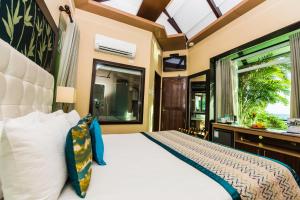 Acuatico Beach Resort & Hotel Inc.