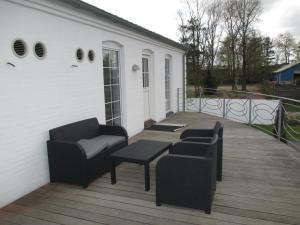 White House Hotel Apartments