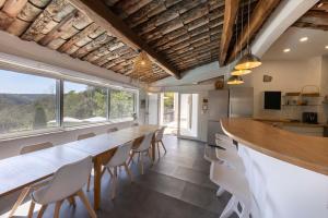 Appartements Belle maison atypique avec piscine chauffee : photos des chambres