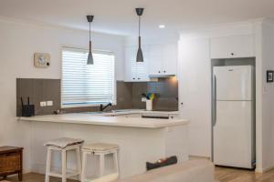 32 Beachside - LJHooker Yamba