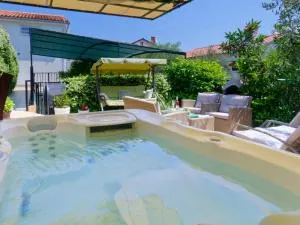 Holiday Home Nevena by Rent Istria - Bibali