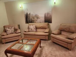 Home Offers Stunning views - Coromandel Valley