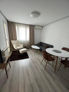 Lubata 5 Apartments