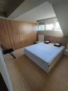 Cozy Apartment in Varna Centre Family Holiday