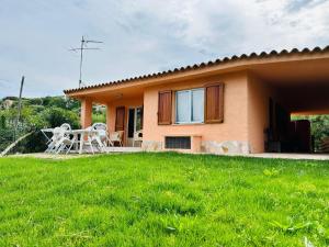 I Corbezzoli, Rena Majore