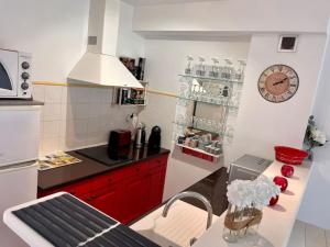 Appartements Joli studio tout confort proche toutes commodites : photos des chambres