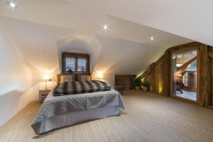 Chalets Le Lodge : photos des chambres