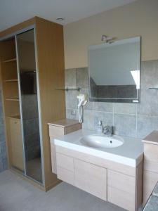 Appartements Gite -l'Appart- au Vignoble Domaine Lamballe, Baden, Golfe du Morbihan : photos des chambres