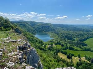 Appartements La petite marmite du lac de Vouglans : photos des chambres