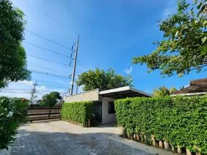 Villa Him Doi - Ban Mo