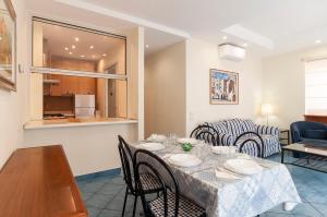 Seafrot Sperlonga Apartament_Bellissimo Appartamento Fronte Mare