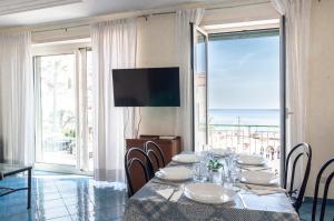 Seafrot Sperlonga Apartament_Bellissimo Appartamento Fronte Mare