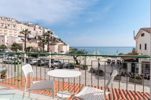 Seafrot Sperlonga Apartament_Bellissimo Appartamento Fronte Mare