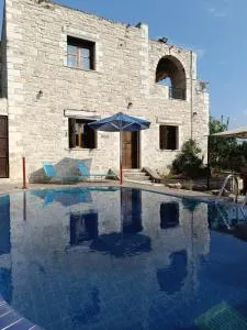 Petrini Villa with swimming pool - Mitrópolis