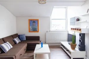 Plush Stay for Four in Central Brixton - London
