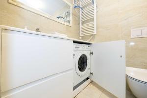 Vanagupe Apartment Lower Ground Floor, By Chost