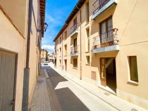 Vivienda Turística Los Leones - Retortillo de Soria