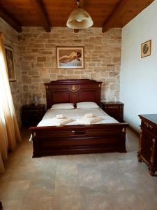 Petrini Villa with swimming pool