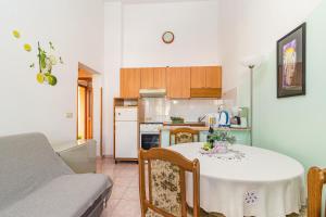 Apartment Nicole 100m from the beach - Happy Rentals