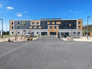 Hotels B&B HOTEL Landerneau Bois Noir : photos des chambres