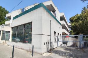 RAVAS Studio climatisé terrasse proche commerces