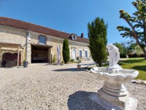 Maisons d'hotes Gite La Branchoise, meuble de tourisme 3 etoiles Branches proche Auxerre : photos des chambres