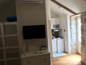 Ana apartment Bast 28A