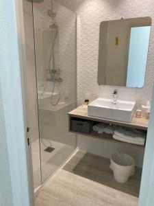 Hotels Hotel Saint-Clair, cote Plage : photos des chambres