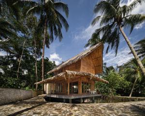 Cays House Batukaras