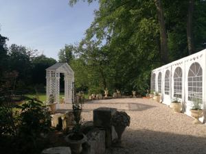 Sejours chez l'habitant Chambre Le Notre Le Domaine Des Jardins De Bracquetuit : photos des chambres