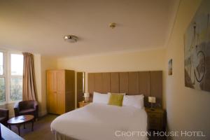 Crofton House Hotel