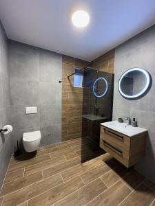 Holiday Home Vrkic with Hot Tub