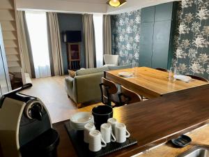 Hotels Hotel Le Cardinal Rueil Centre : photos des chambres